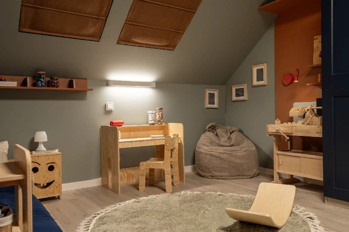 Zestaw biurko i krzesełko dla dziecka MIMI BRK Montessori Drewniane